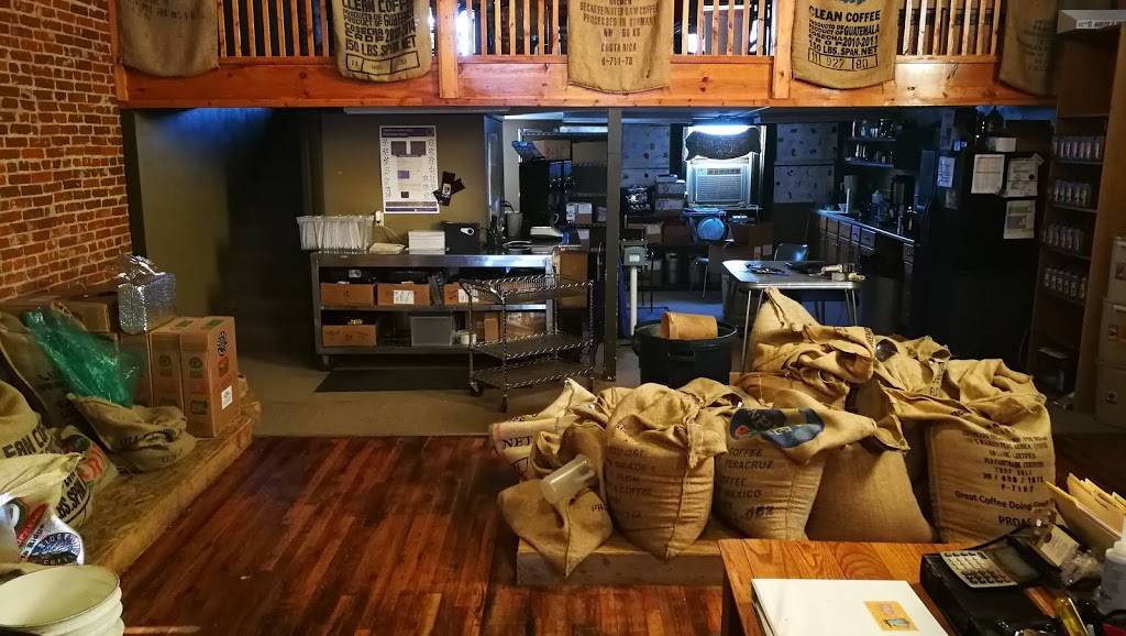 Smokey Row Coffee | cafe | 111 E Monroe St, Pleasantville, IA 50225, USA | 5158485959 OR +1 515-848-5959