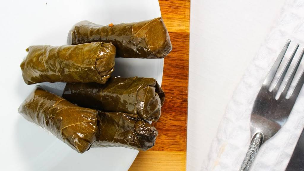 Dundas Shawarma | restaurant | 768 Dundas St W, Toronto, ON M6J 1T8, Canada | 4167037330 OR +1 416-703-7330