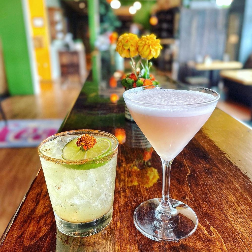 Feast | restaurant | 3719 E Speedway Blvd, Tucson, AZ 85716, USA | 5203269363 OR +1 520-326-9363