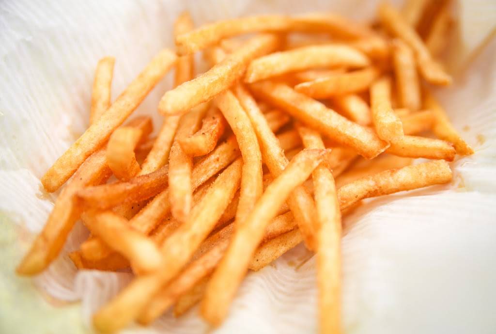 Famous Vinnies Hot Dogs | restaurant | 1708 W Texas St, Fairfield, CA 94533, USA | 7073841311 OR +1 707-384-1311