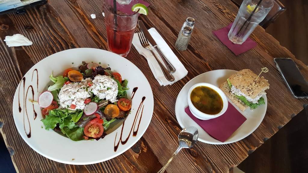 Le Bouchon | restaurant | 11701 Lake Victoria Gardens Ave, Palm Beach Gardens, FL 33410, USA | 5616221616 OR +1 561-622-1616