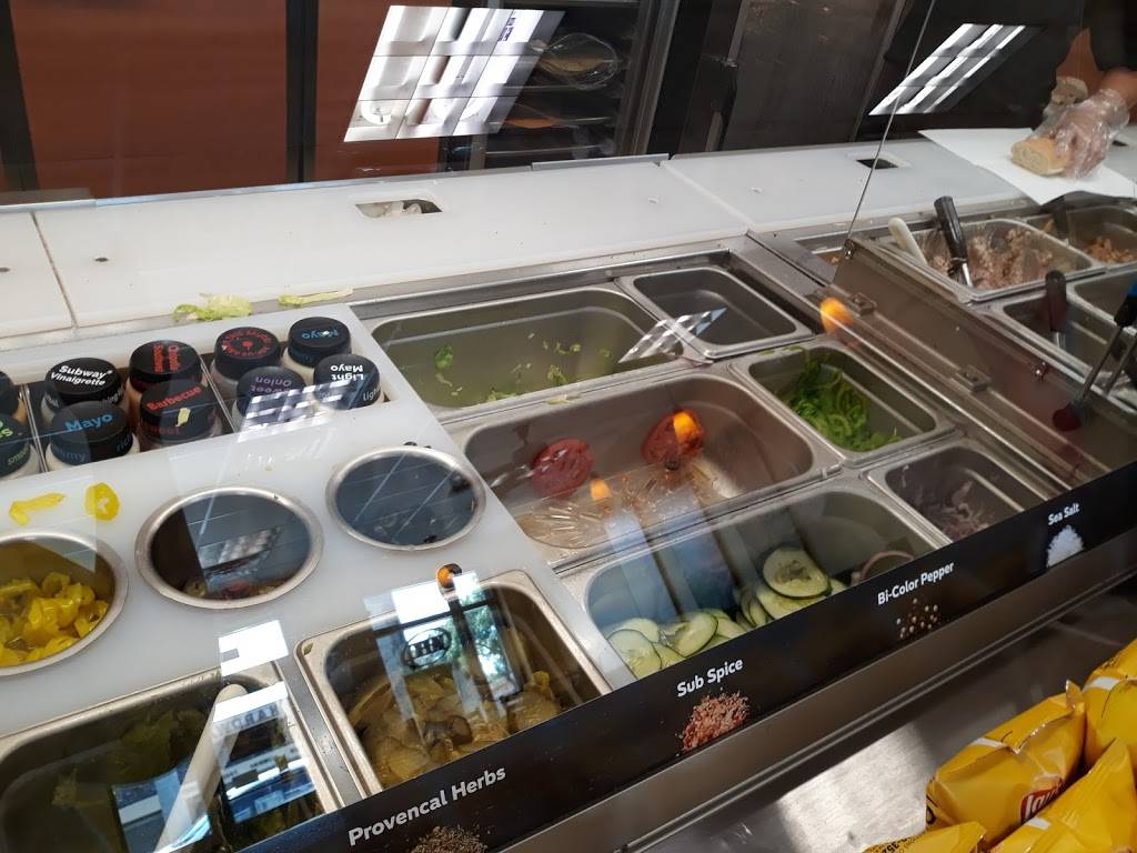Subway | restaurant | 327 N Krome Ave, Homestead, FL 33030, USA | 3052424460 OR +1 305-242-4460