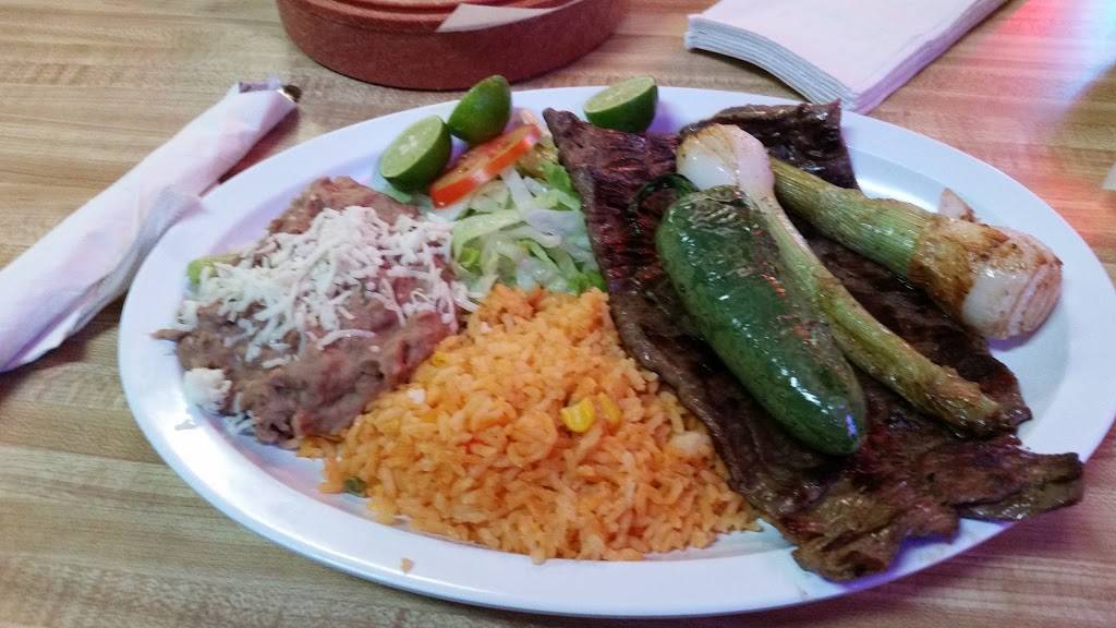 Coyotes Restaurant | restaurant | 1451 W 18th St, Chicago, IL 60608, USA | 3122438550 OR +1 312-243-8550