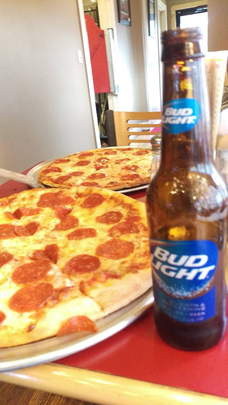 New York Pizzeria | restaurant | 75 Chestnut St, Cooperstown, NY 13326, USA | 6075472930 OR +1 607-547-2930