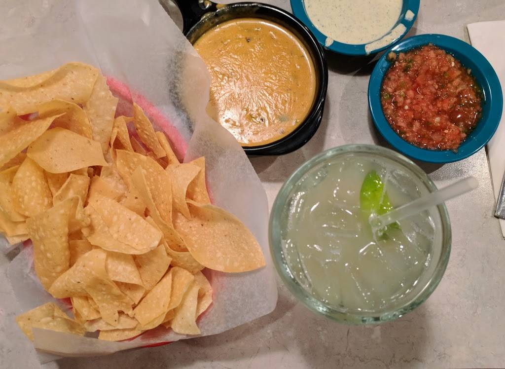 Chuys | restaurant | 585 Ernest W Barrett Pkwy NW, Kennesaw, GA 30144, USA | 7707921345 OR +1 770-792-1345
