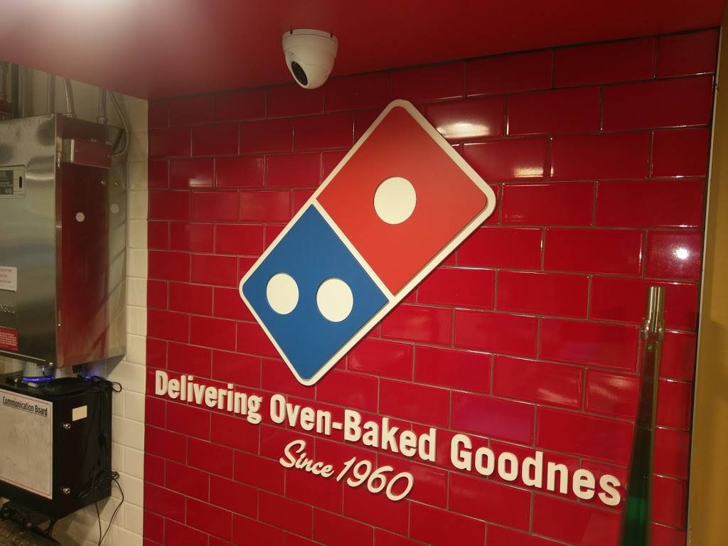 Dominos Pizza | meal delivery | 2388 WI-35 Ste 5, Osceola, WI 54020, USA | 7154173110 OR +1 715-417-3110