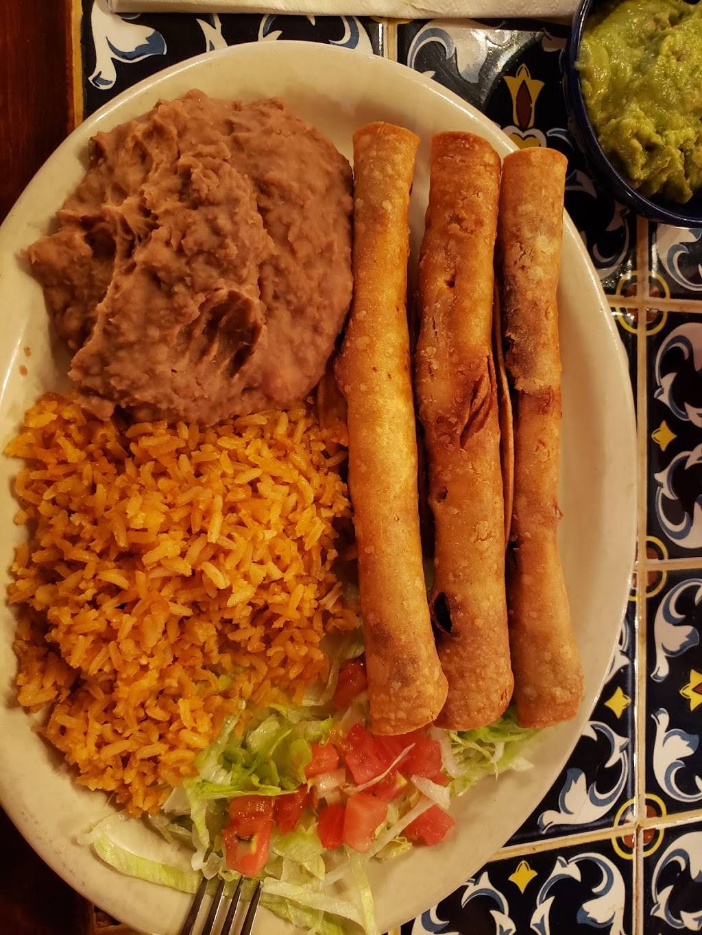 Camachos Mexican Restaurant | restaurant | 5895 Babcock Rd, San Antonio, TX 78240, USA | 2103621059 OR +1 210-362-1059