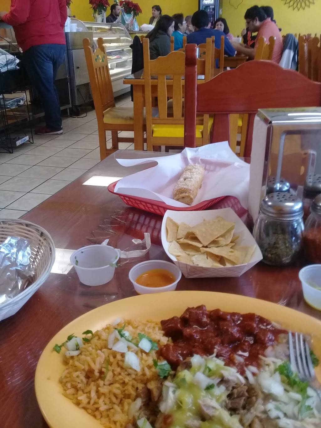 Señor Sol Restaurant | restaurant | 6215 Upper Valley Rd, El Paso, TX 79932, USA | 9158775553 OR +1 915-877-5553