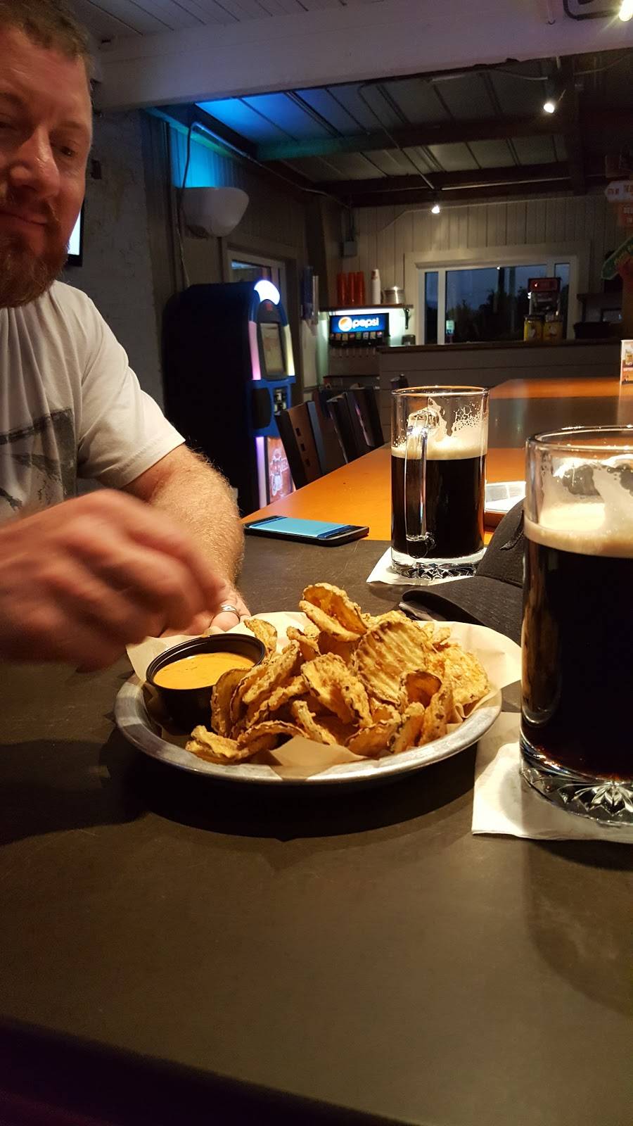 Hooters | meal takeaway | 10133 N Kings Hwy, Myrtle Beach, SC 29572, USA | 8432723739 OR +1 843-272-3739