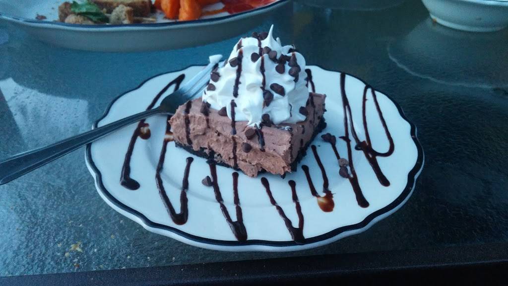 Barn Restaurant & Bar | restaurant | S5566 County Rd DL, Baraboo, WI 53913, USA | 6083562161 OR +1 608-356-2161