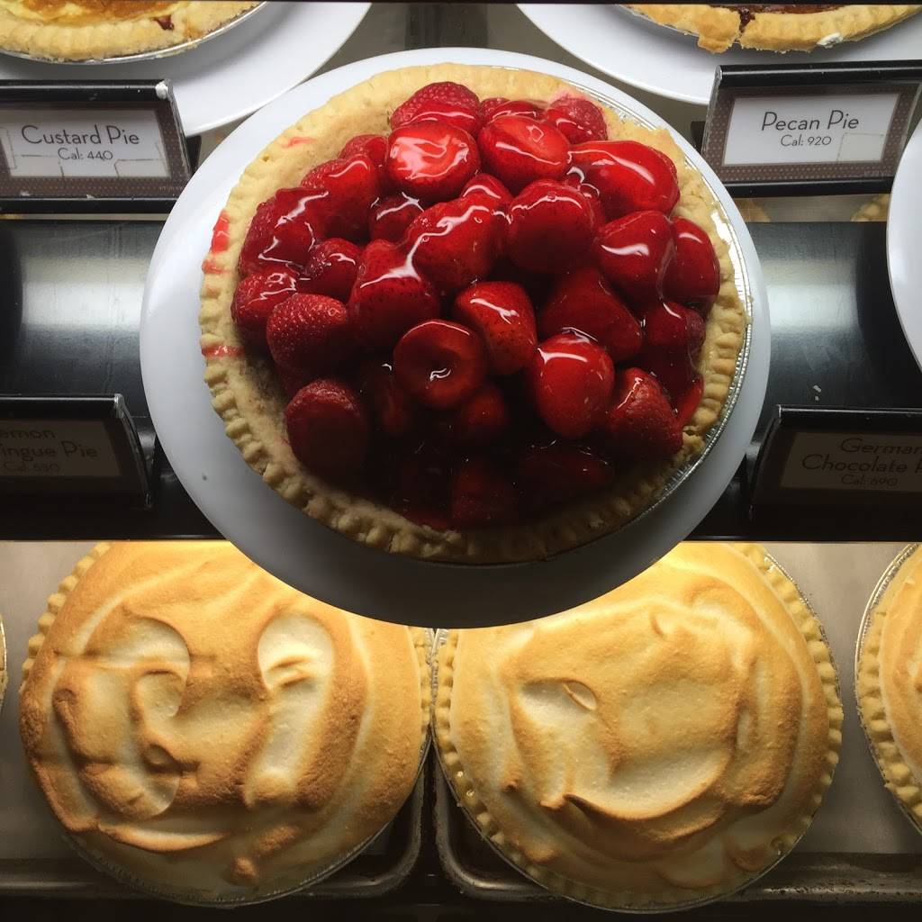 Marie Callenders | restaurant | 15466 S Western Ave, Gardena, CA 90249, USA | 3105169595 OR +1 310-516-9595