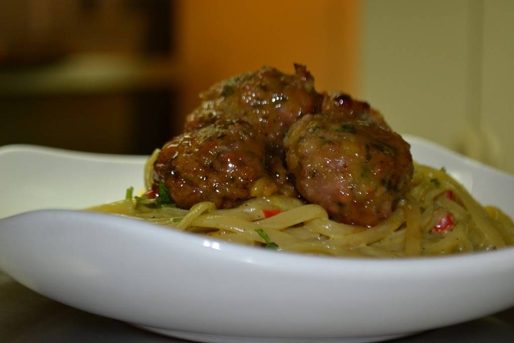 Rossillis Restaurant | restaurant | 217 S Main St, Findlay, OH 45840, USA | 4194235050 OR +1 419-423-5050