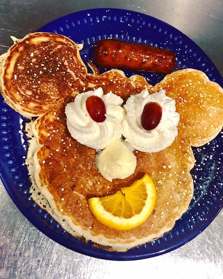 Dine n Dash Pub & Grill | cafe | 1516 S Canyon Way, Colfax, CA 95713, USA | 5303461000 OR +1 530-346-1000