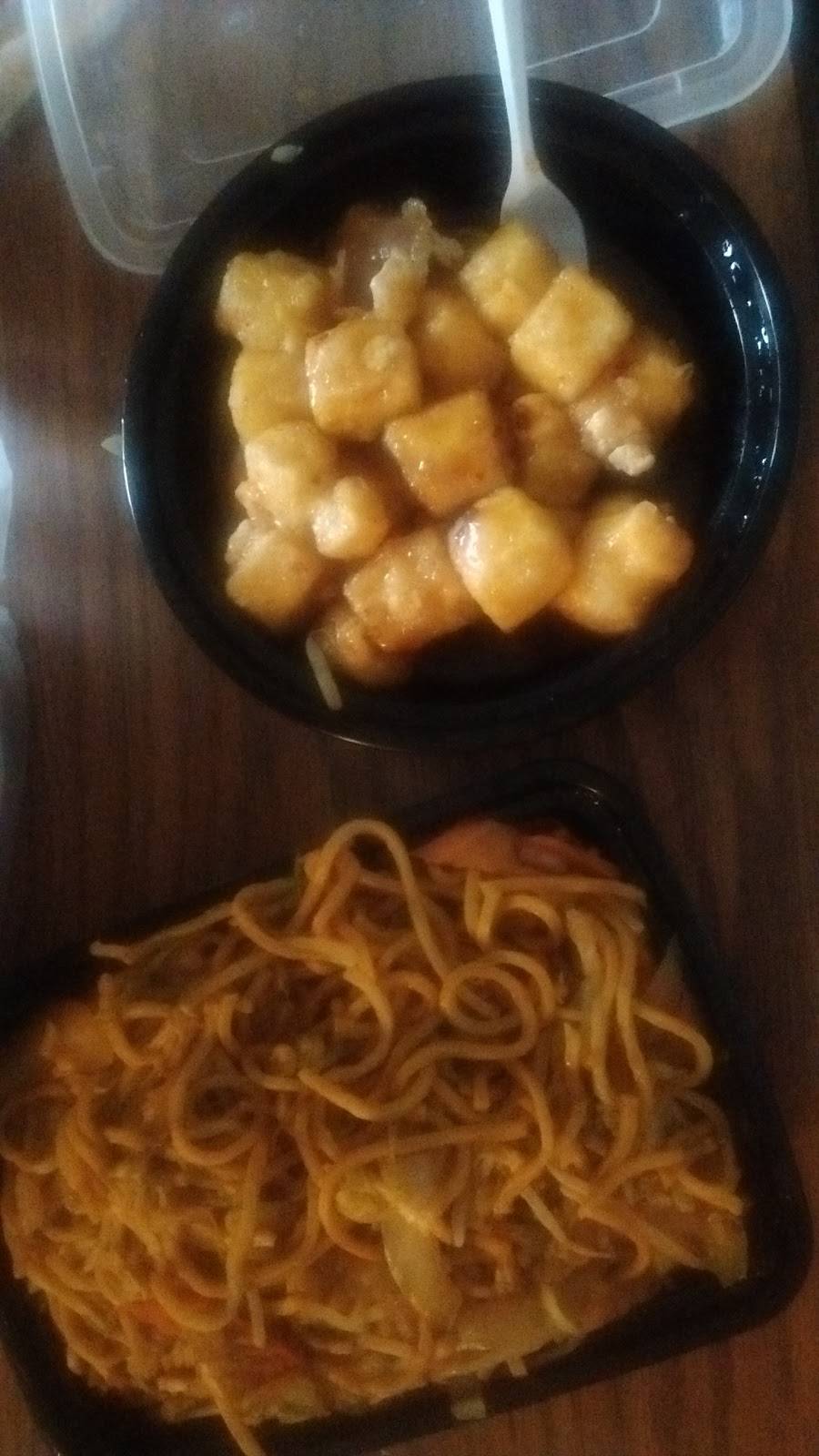 First Wok | restaurant | 5370 Broadway, Merrillville, IN 46410, USA | 2199851838 OR +1 219-985-1838