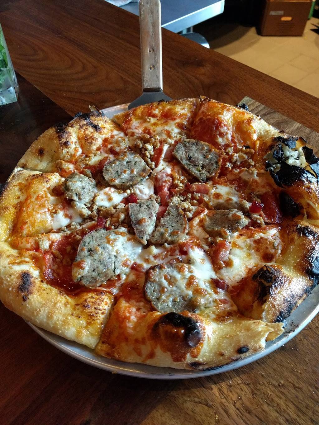 Saltus River Grill | restaurant | 802 Bay St ste c, Beaufort, SC 29902, USA | 8433793474 OR +1 843-379-3474