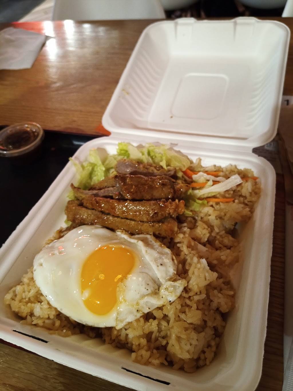 Chichop | restaurant | 2352 Yonge St, Toronto, ON M4P 2E6, Canada | 4163226860 OR +1 416-322-6860