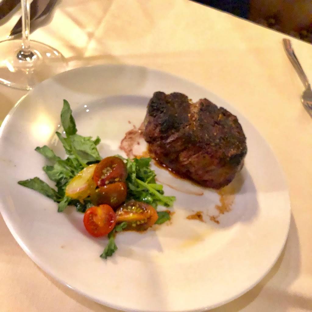 Vargas Cut and Catch | restaurant | 2102 Postoffice St, Galveston, TX 77550, USA | 4097622101 OR +1 409-762-2101