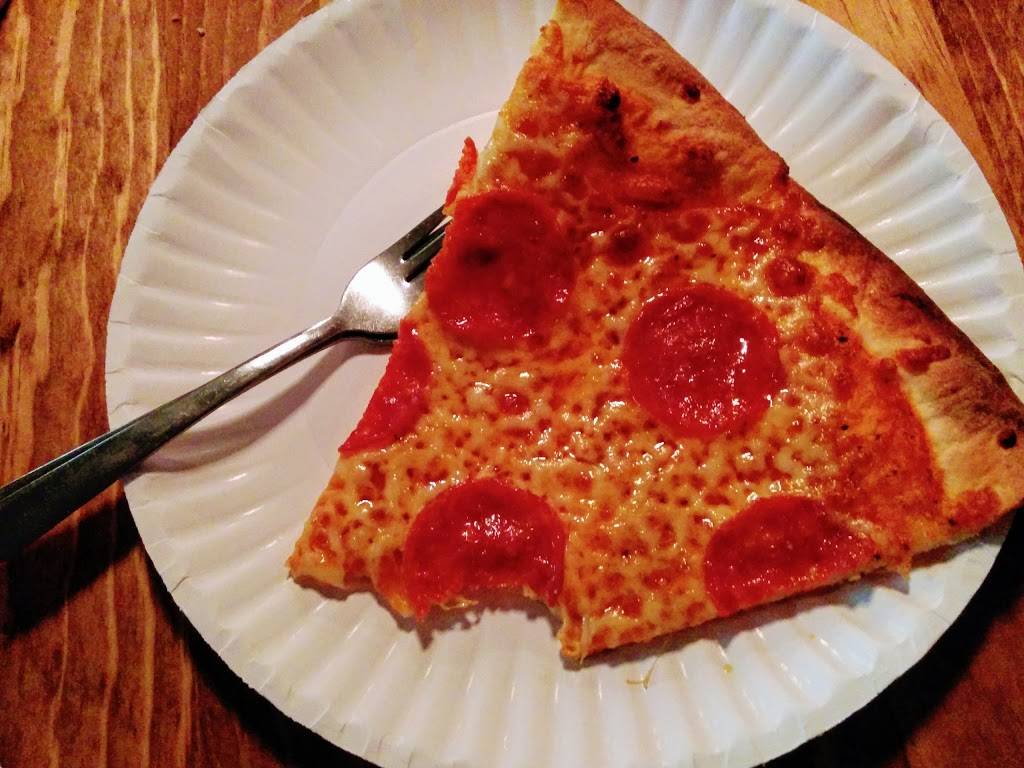 Greenville Avenue Pizza Company | meal delivery | 1923 Greenville Ave, Dallas, TX 75206, USA | 2148265404 OR +1 214-826-5404