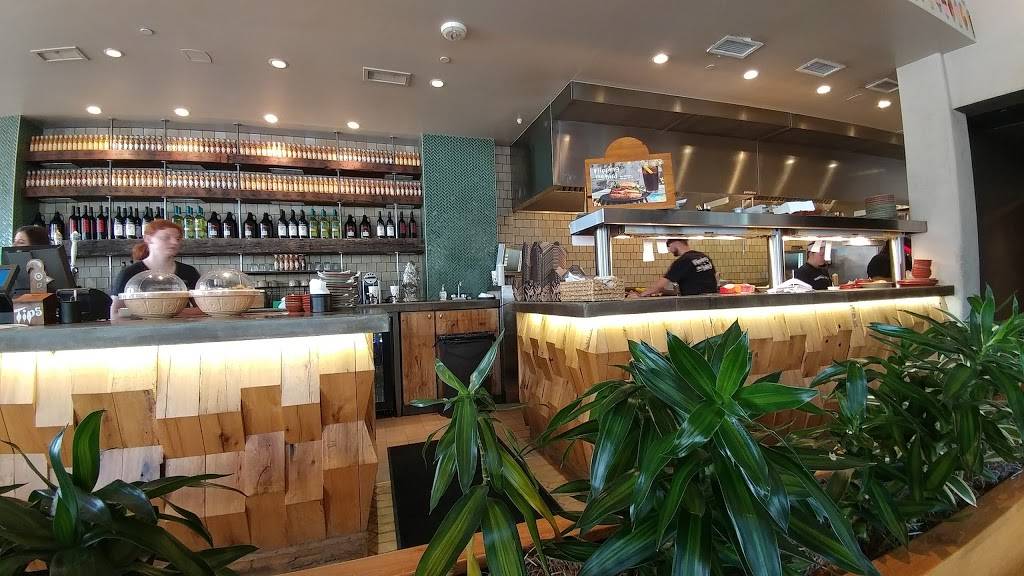 Nandos Peri-Peri | restaurant | 20556 Easthampton Plaza, Ashburn, VA 20147, USA | 7038584200 OR +1 703-858-4200