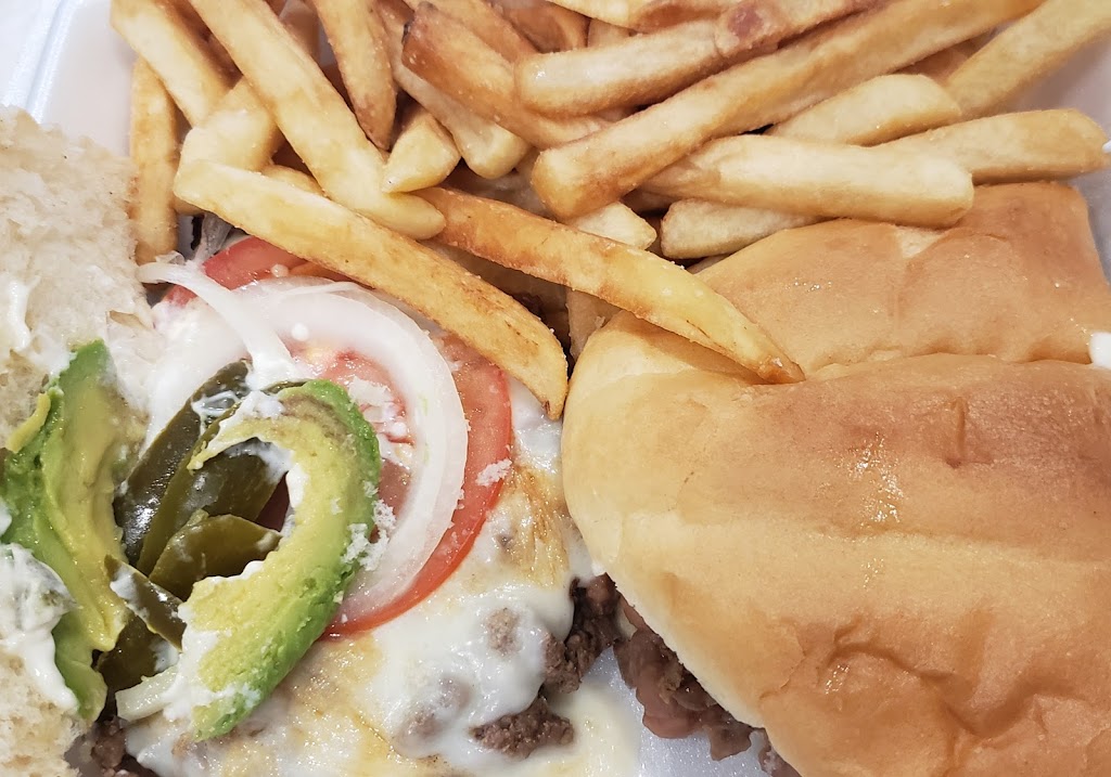 Lonches La Carreta | restaurant | 19499, 19301 W Patton Rd, Wittmann, AZ 85361, USA | 5623135106 OR +1 562-313-5106