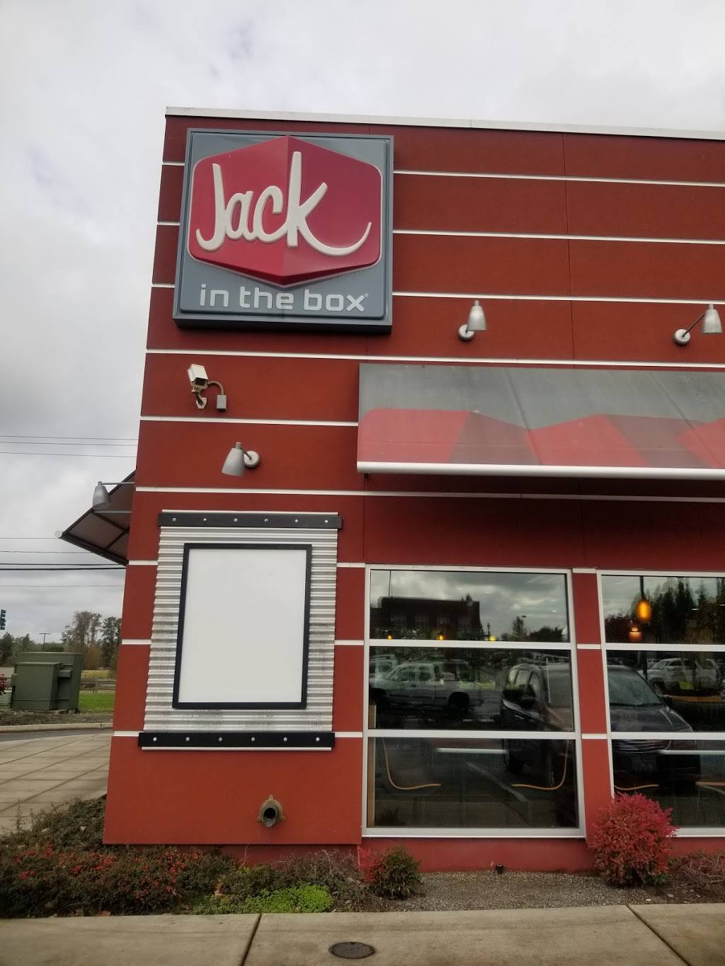 Jack in the Box | restaurant | 1819 Main St, Ferndale, WA 98248, USA | 3603805989 OR +1 360-380-5989