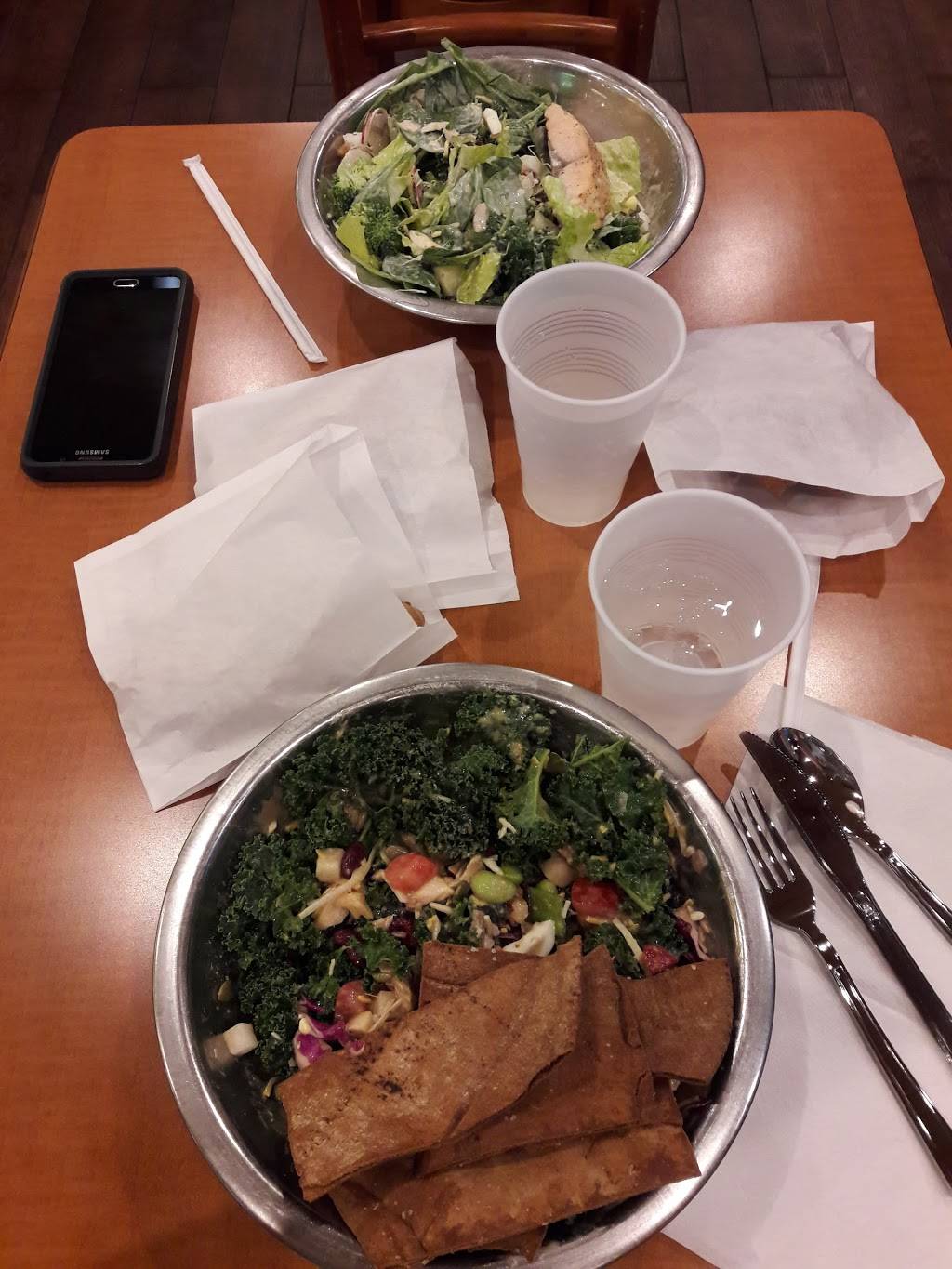 Salata | restaurant | 1440 W Gray St, Houston, TX 77019, USA | 7135226400 OR +1 713-522-6400