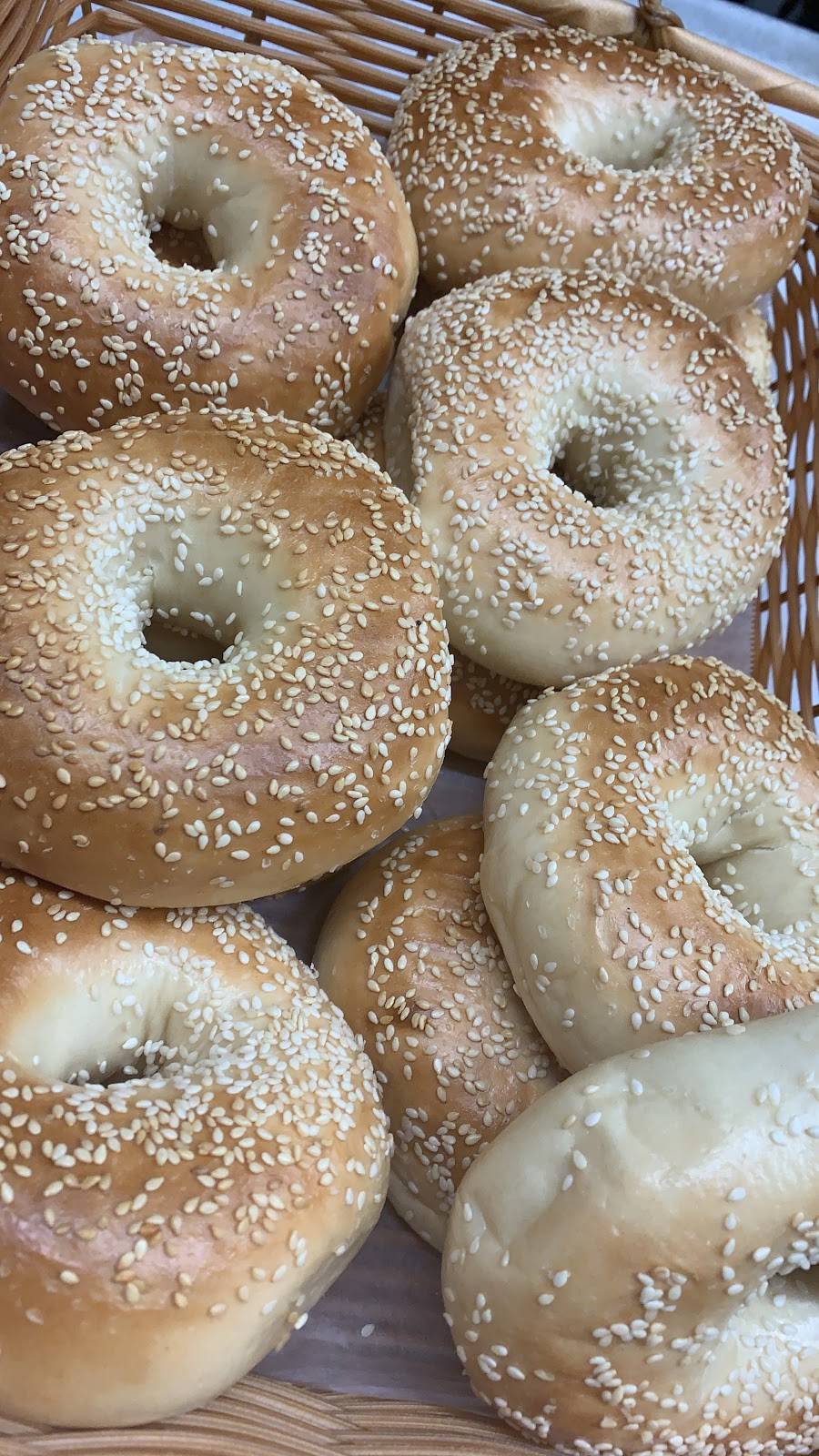 Coffee Break Bedford | restaurant | 419 Bedford Ave, Brooklyn, NY 11211, USA | 7182540044 OR +1 718-254-0044