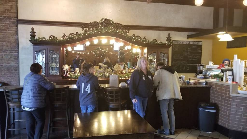 The Coffee Pot | bakery | 537 S Broadway St #101, Greenville, OH 45331, USA | 9374595498 OR +1 937-459-5498