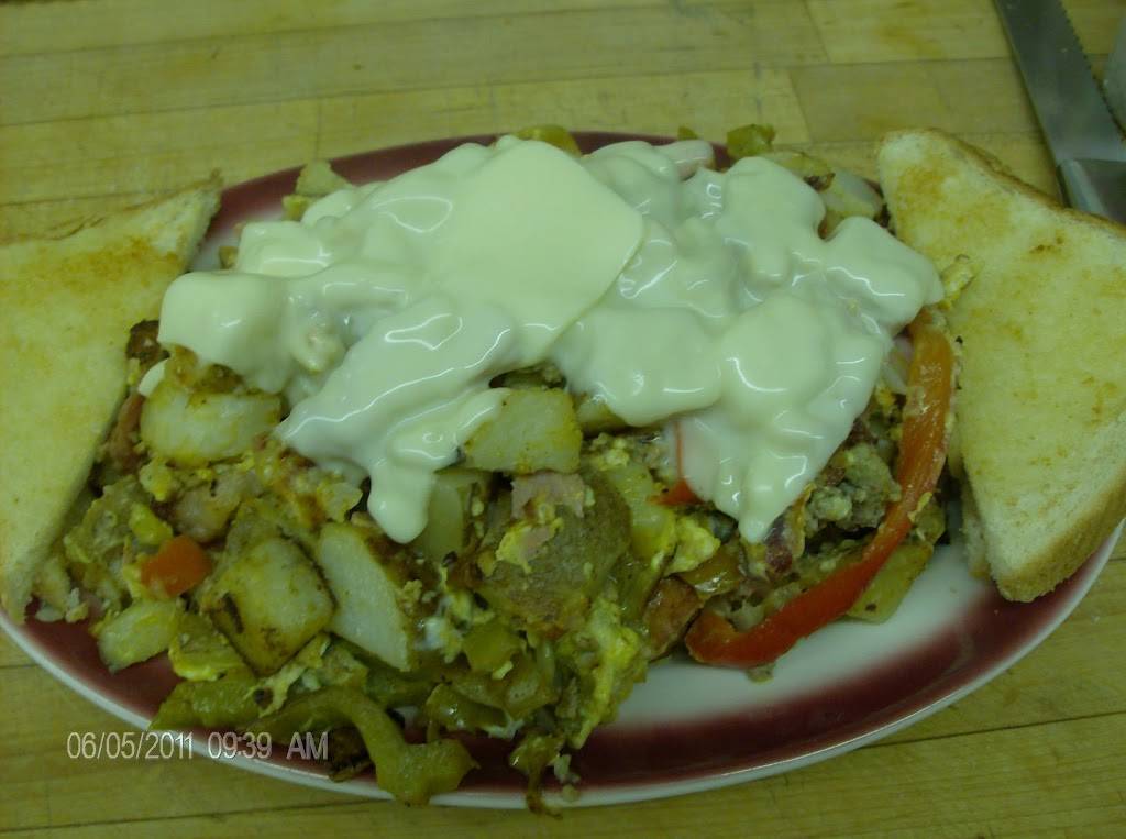 Wendys Diner & Ice Cream Too | restaurant | 1717 NY-8, Cassville, NY 13318, USA | 3158395000 OR +1 315-839-5000