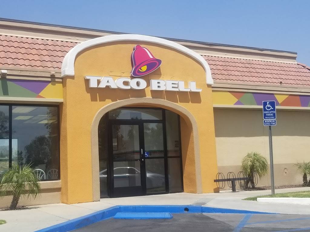 Taco Bell | meal takeaway | 6970 Mission Boulevard, Jurupa Valley, CA 92509, USA | 9516810123 OR +1 951-681-0123