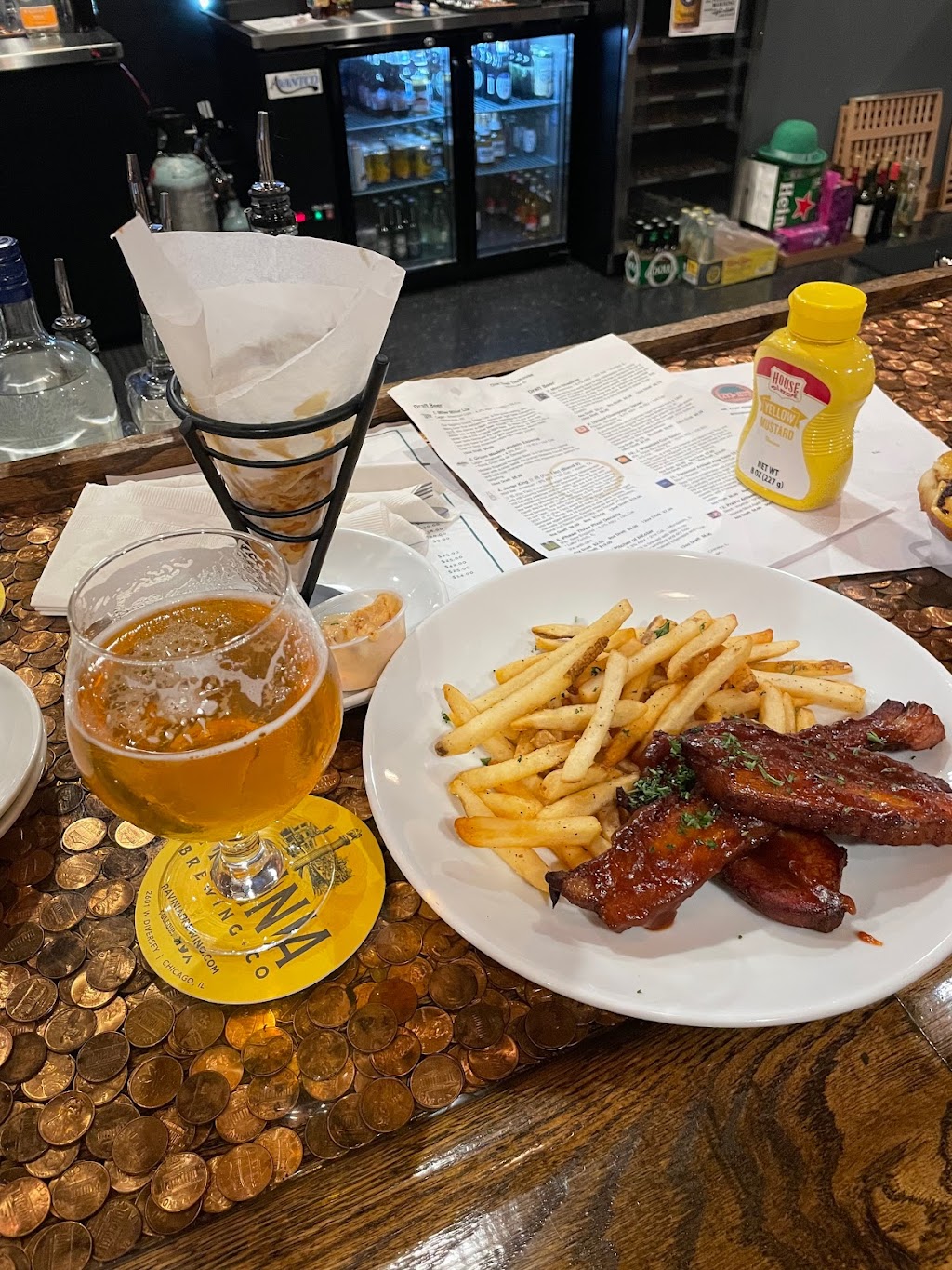 Oak Trail Taphouse | restaurant | 408 N Lake St, Mundelein, IL 60060, USA | 2248644154 OR +1 224-864-4154