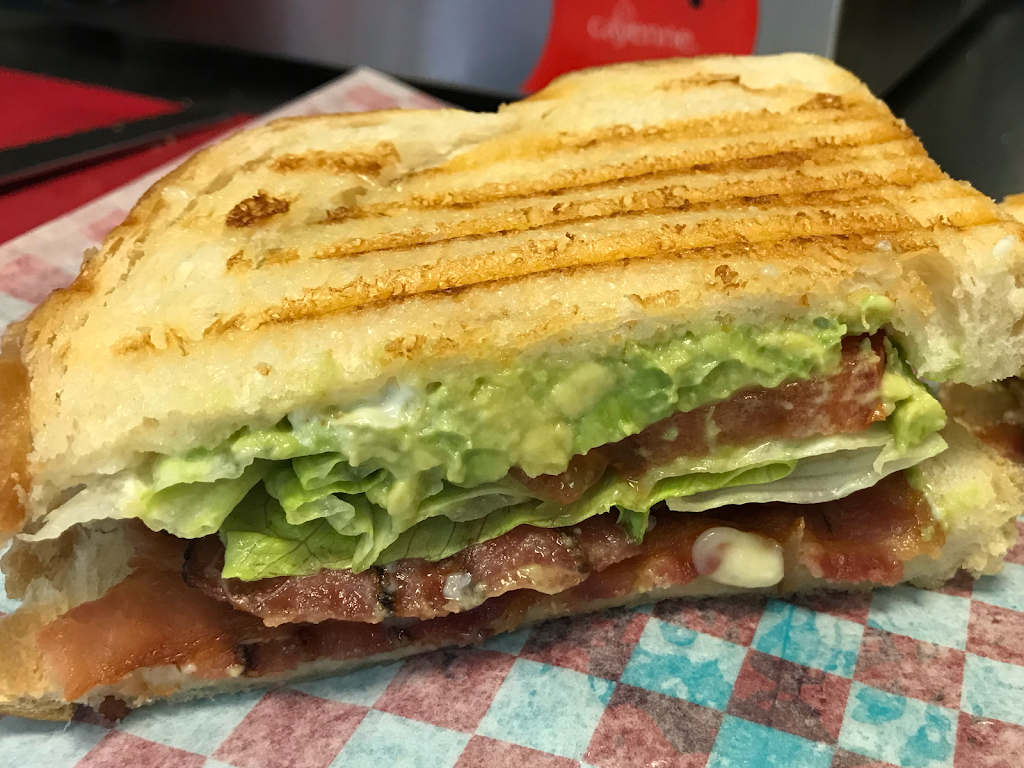 Shiver River Shaved Ice & Sandwich Shop | cafe | 1190 AZ-95 Bldg. B, Bullhead City, AZ 86429, USA | 9285427088 OR +1 928-542-7088