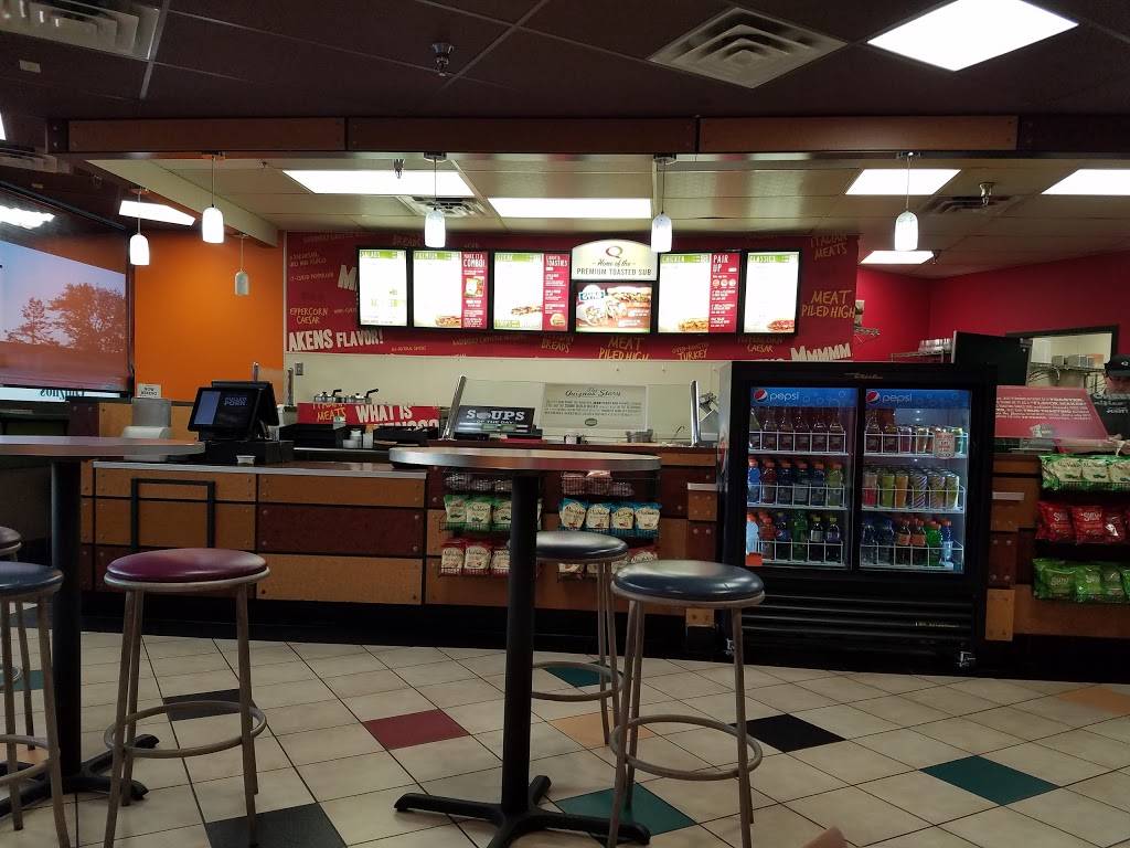 Quiznos | restaurant | 4406 Nathan Ln N, Plymouth, MN 55442, USA | 7635598100 OR +1 763-559-8100