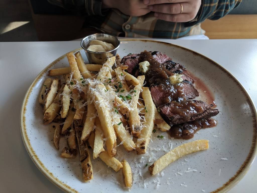 Everly | restaurant | 2701 Monroe St, Madison, WI 53711, USA | 6084165242 OR +1 608-416-5242