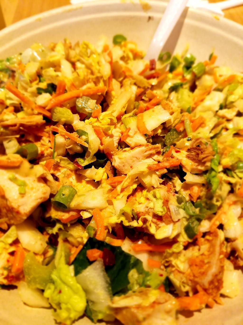Chopt Creative Salad Co. | restaurant | 1271 E Putnam Ave, Riverside, CT 06878, USA | 2034095811 OR +1 203-409-5811