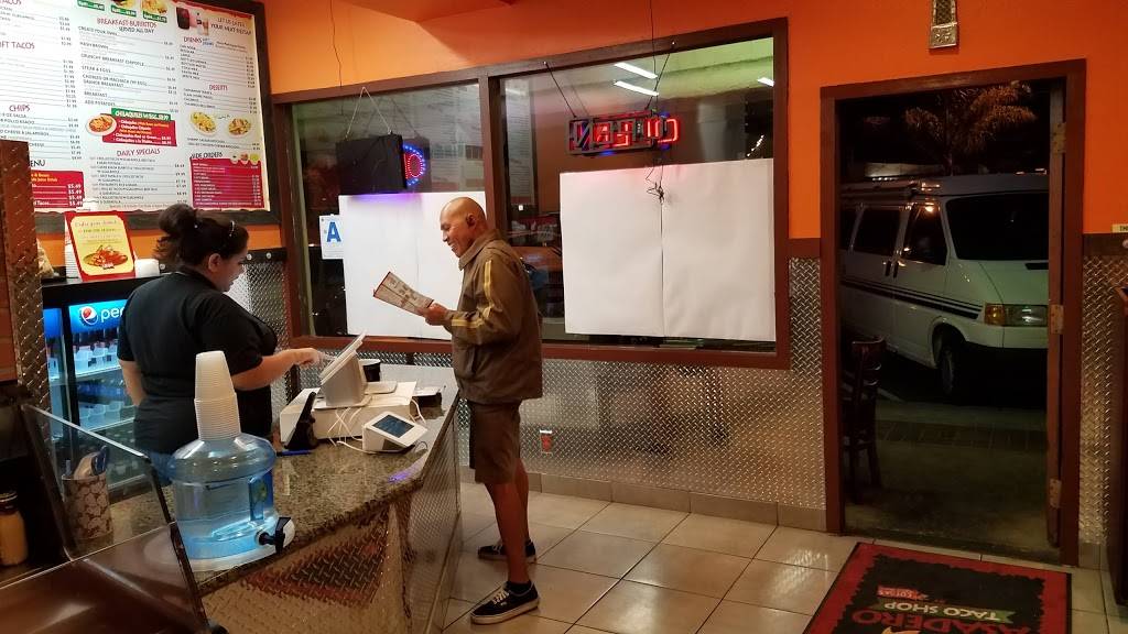 Asadero Taco Shop | restaurant | 15721 Bernardo Heights Pkwy, San Diego, CA 92128, USA | 8585922600 OR +1 858-592-2600