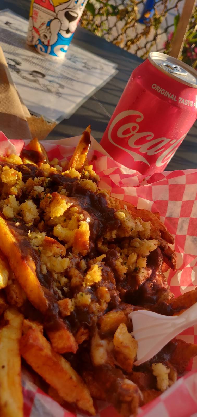 Chip truck | restaurant | 600-590 Liverpool Rd, Pickering, ON L1W 1R1, Canada | 7059391598 OR +1 705-939-1598