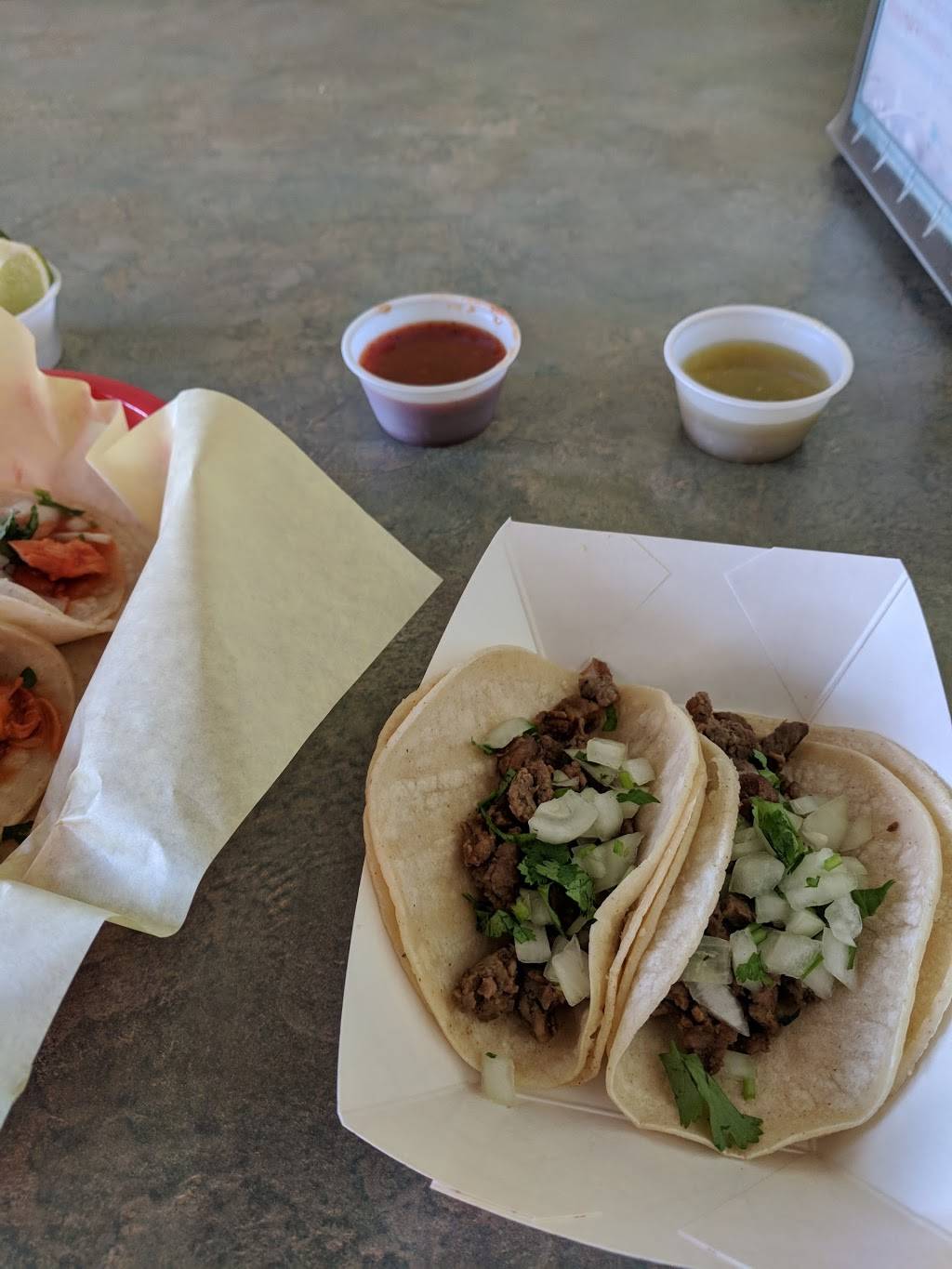 Alfonsos Taco Shop | restaurant | 7800 White Ln # B, Bakersfield, CA 93309, USA | 6613981110 OR +1 661-398-1110