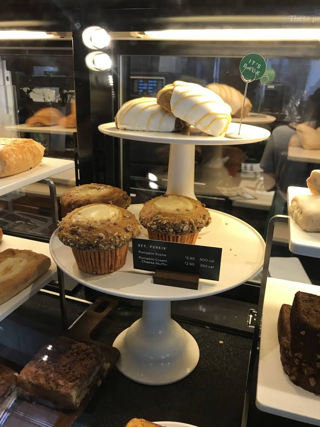 Starbucks | cafe | Bld K, 20 City Blvd W Space 41, Orange, CA 92868, USA | 7147693175 OR +1 714-769-3175