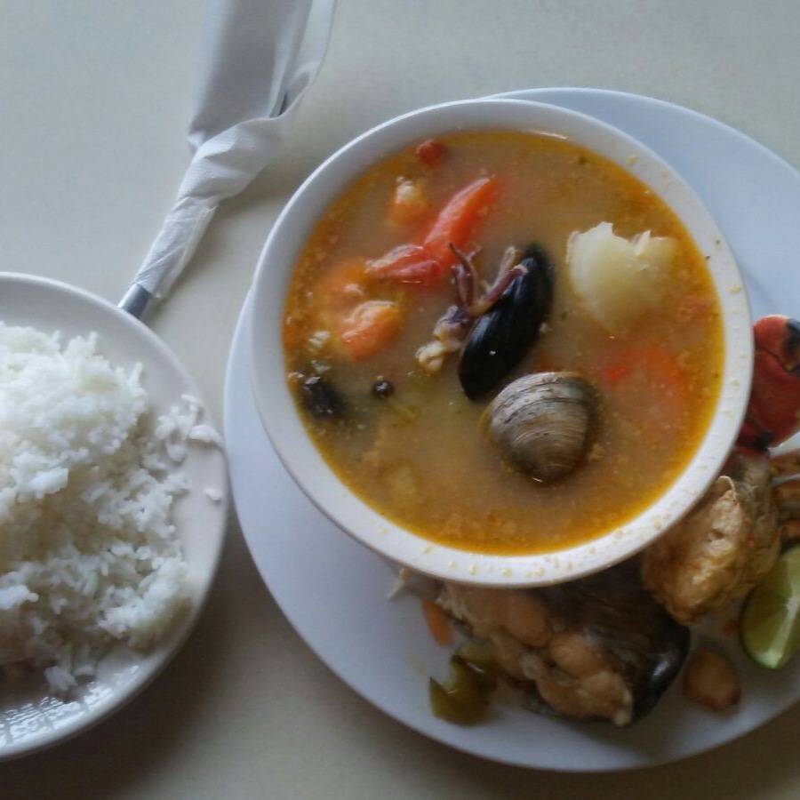 Espinal Restaurante | restaurant | 564 Plainfield St, Providence, RI 02909, USA | 4015216670 OR +1 401-521-6670