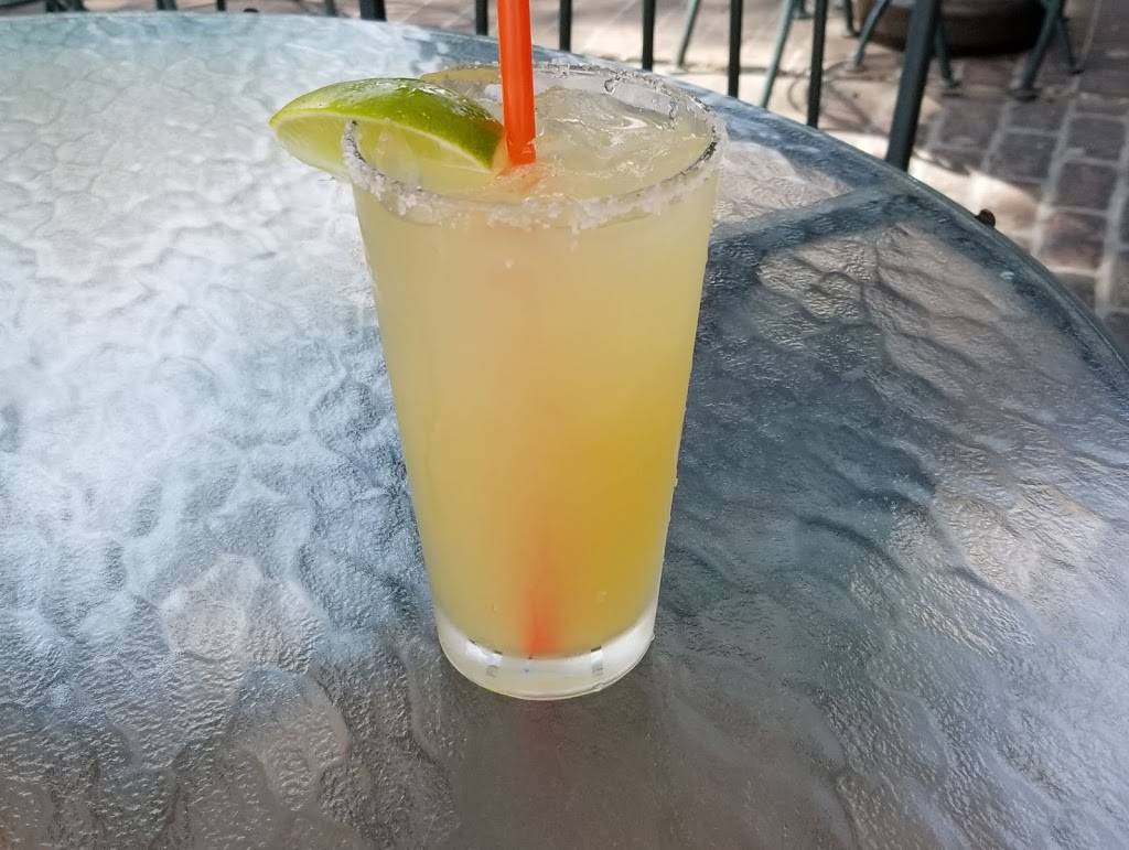 Front Street Cantina | restaurant | 15 W Jefferson Ave, Naperville, IL 60540, USA | 6303695218 OR +1 630-369-5218