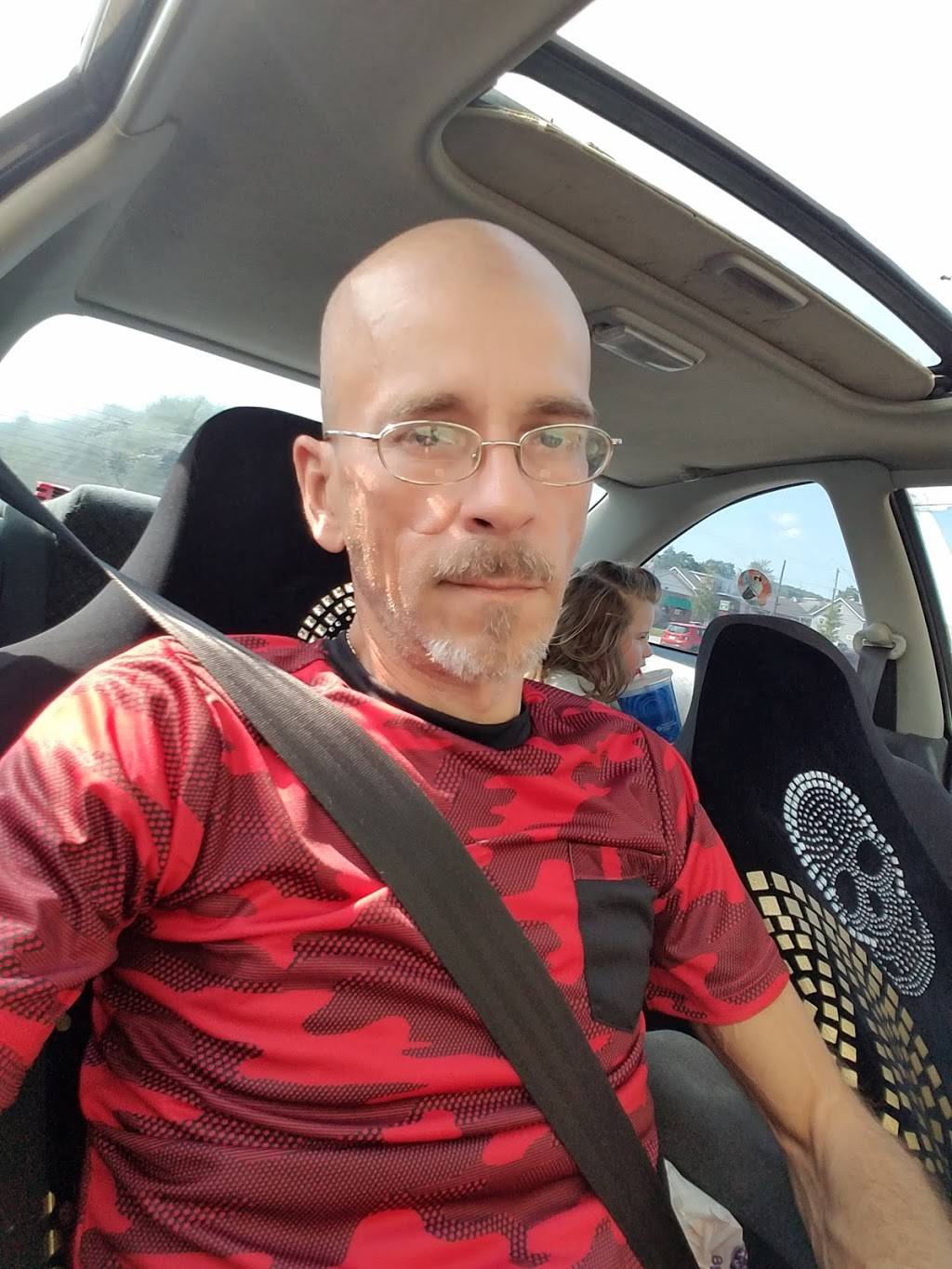 Little Caesars Pizza | meal takeaway | 404 S 3rd St, Youngwood, PA 15697, USA | 7246350626 OR +1 724-635-0626