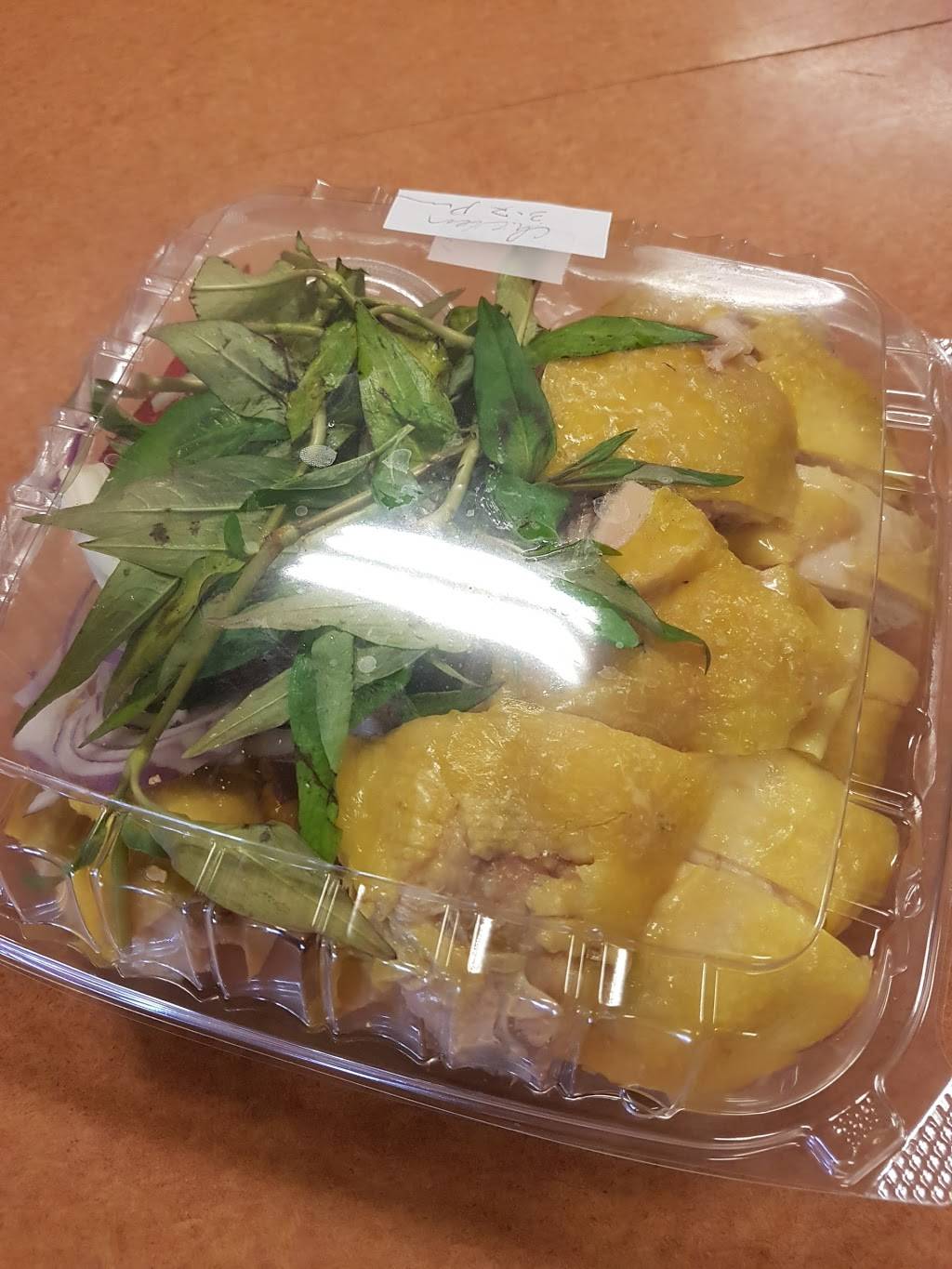 Huong Xua | restaurant | 9629 16th Ave SW, Seattle, WA 98106, USA | 2067668597 OR +1 206-766-8597