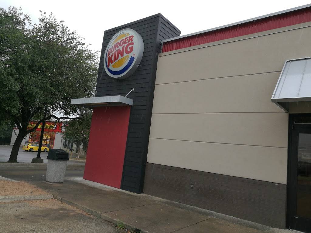 Burger King | restaurant | 700 E William Cannon Dr, Austin, TX 78745, USA | 5124408457 OR +1 512-440-8457