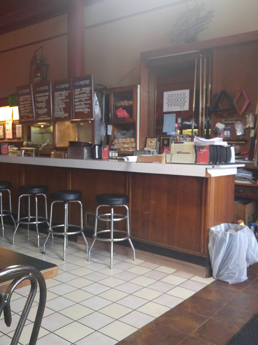 Wagners Lunch | restaurant | 222 N Cedar Ave, Owatonna, MN 55060, USA | 5074510931 OR +1 507-451-0931