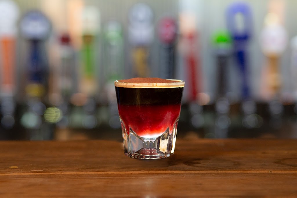 University of Beer - Davis | restaurant | 615 3rd St, Davis, CA 95616, USA | 5307591990 OR +1 530-759-1990