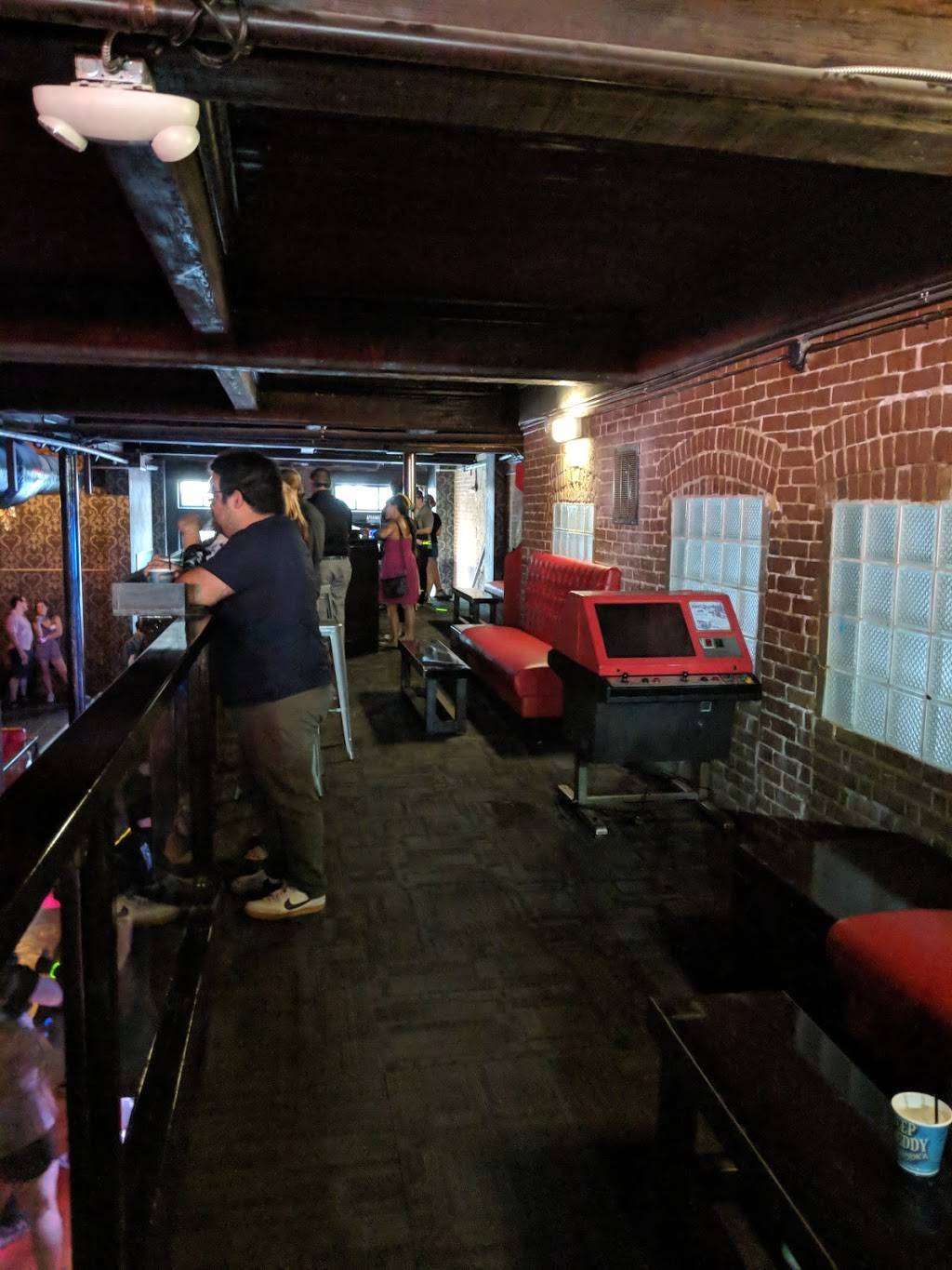 Etro Nightclub | night club | 114 Main St, Houston, TX 77002, USA | 7135213876 OR +1 713-521-3876