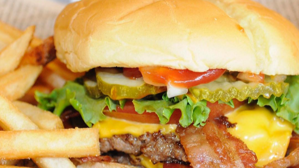 Wayback Burgers | restaurant | 957 S Main St, Cheshire, CT 06410, USA | 2034390060 OR +1 203-439-0060
