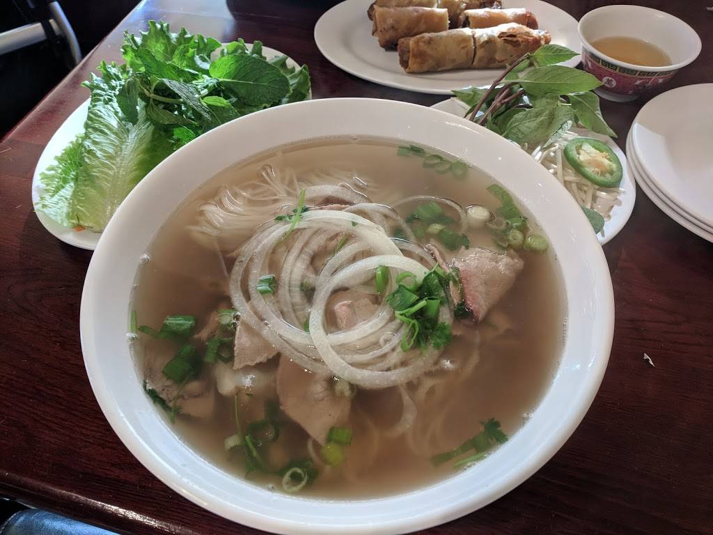 Thanh Binh Vietnamese Restaurant | restaurant | 27660 Marguerite Pkwy, Mission Viejo, CA 92692, USA | 9493478989 OR +1 949-347-8989