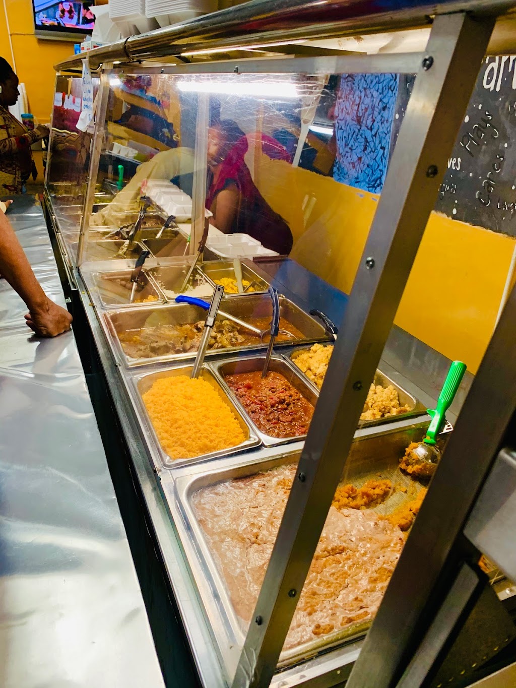 Carols Country Cooking | restaurant | 323 S Cleveland St, Quincy, FL 32351, USA | 8506621378 OR +1 850-662-1378